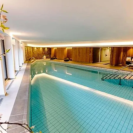 Hotel Seven Alpina Boutique 4*