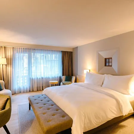 Seven Alpina Boutique 4* Klosters