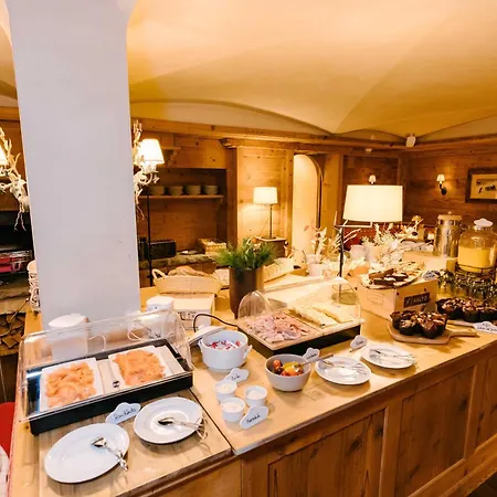 Seven Alpina Boutique 4* Klosters